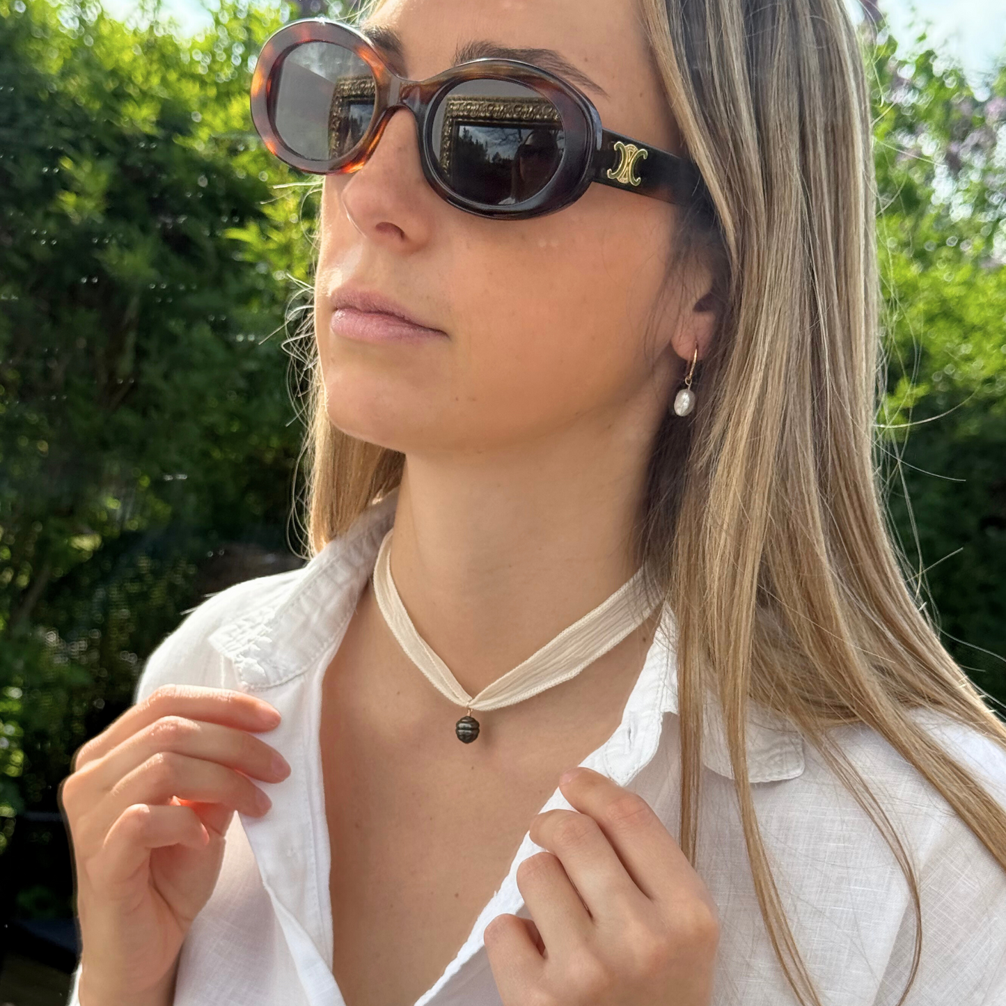 COLLIER RUBAN DE SOIE BEIGE PERLE DE TAHITI