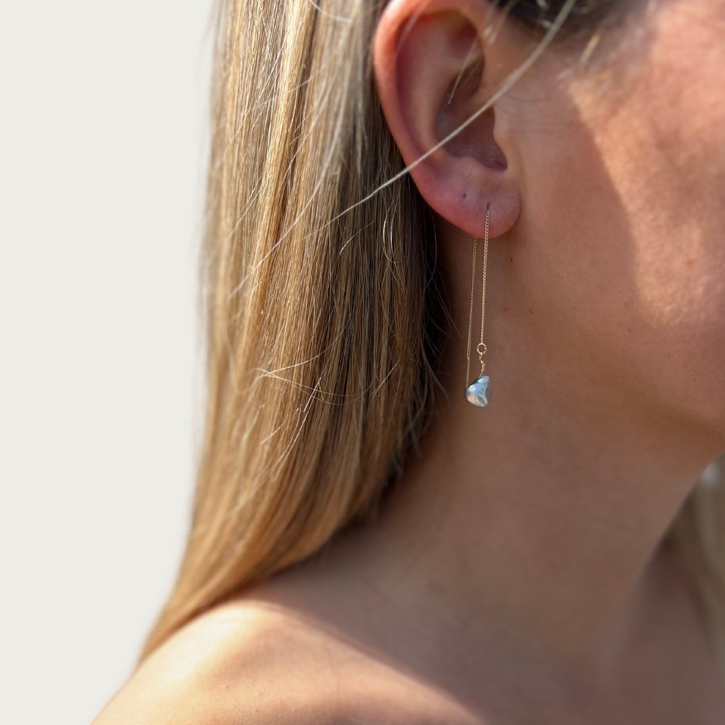 boucle d'oreille tombante keshi de tahiti