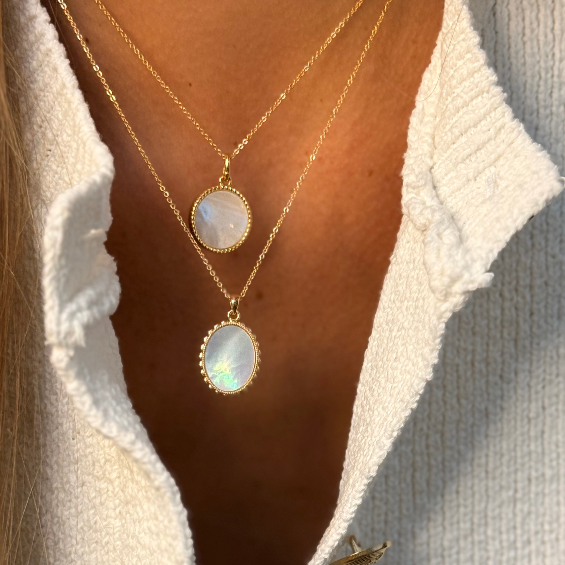 médailles gold filled nacre